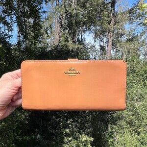 COACH Tan Leather Slim Wallet Credit Card Holder w Brass Gold Hardware AUTHENTIC